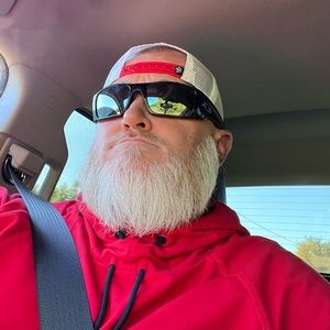 Meet your Posher, Christopher